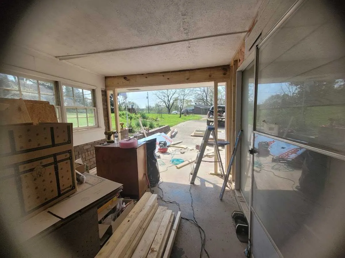 Air movers and dehumidifier for Drying & Dehumidification in Ladera Ranch